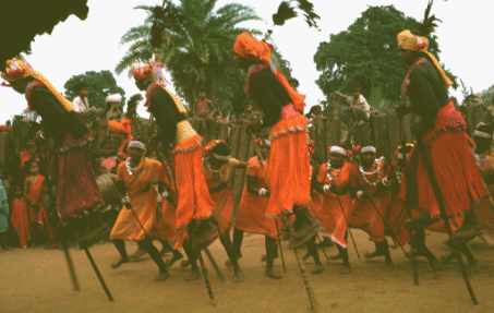 Dancers on stilts